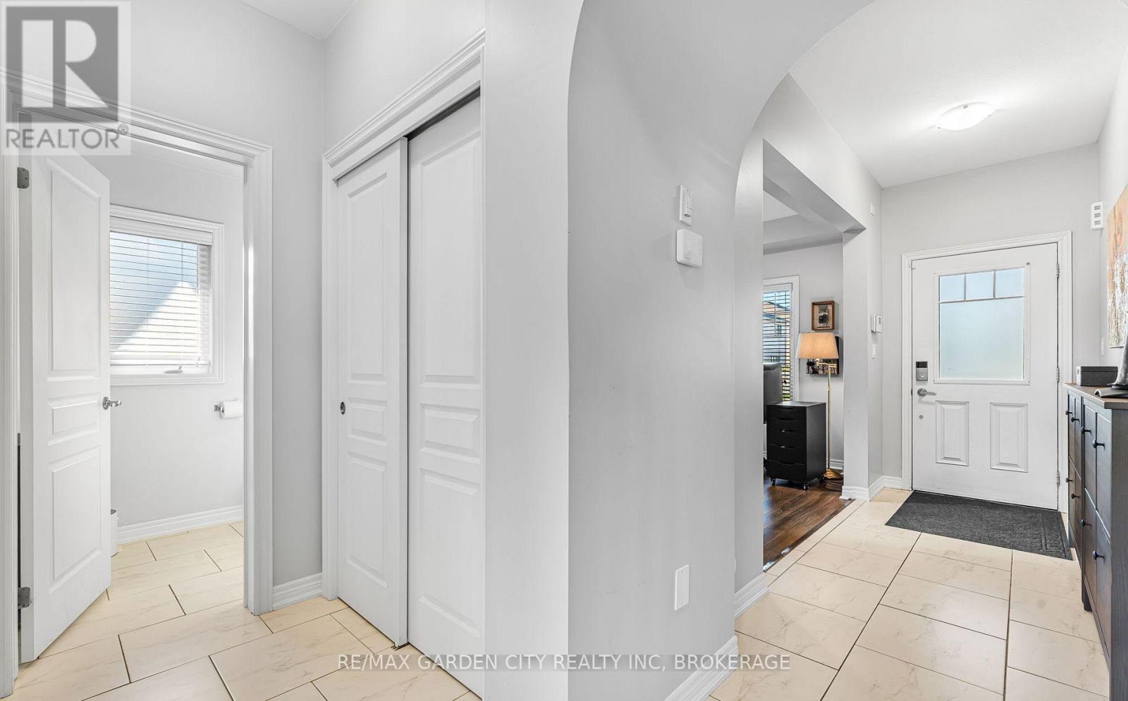 4 Riley Avenue, Pelham, Ontario  L0S 1E6 - Photo 6 - X12832542