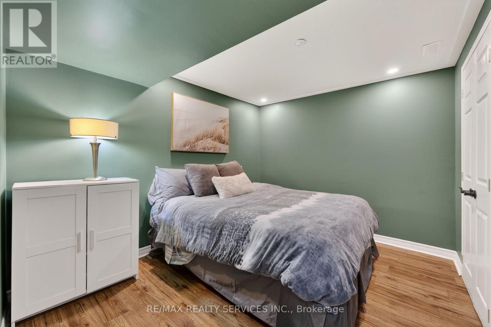 64 River Drive, Halton Hills, Ontario  L7G 2J2 - Photo 25 - W12834122