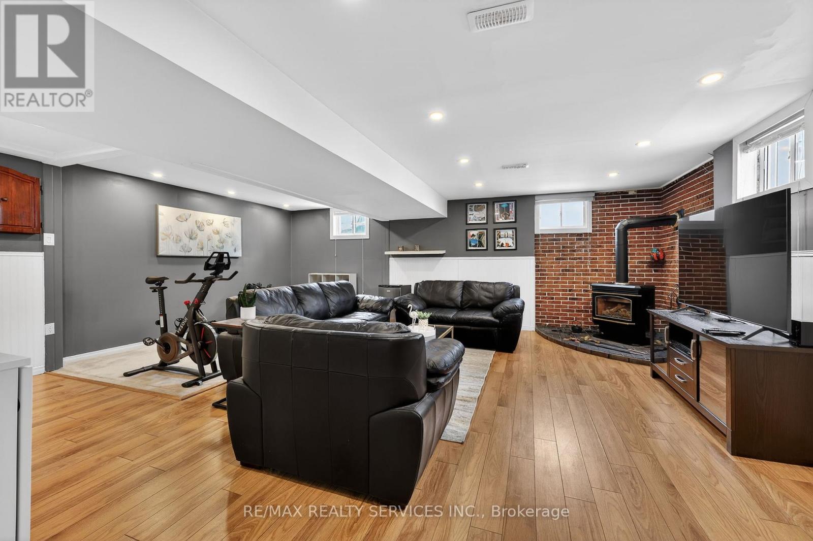 64 River Drive, Halton Hills, Ontario  L7G 2J2 - Photo 27 - W12834122