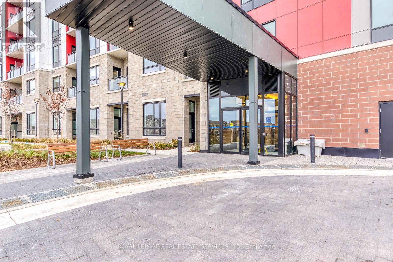 311 - 3265 Carding Mill Trail, Oakville, Ontario  L6M 5P7 - Photo 4 - W12834128