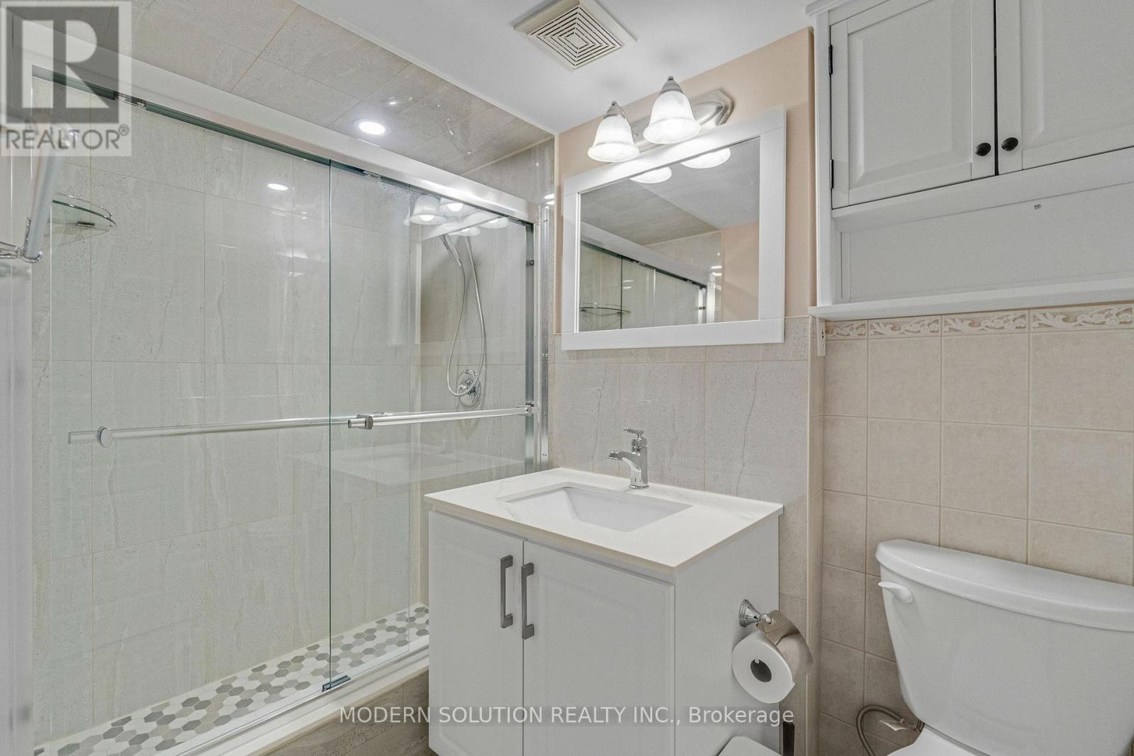 6431 Tenth Line W, Mississauga, Ontario  L5N 7J5 - Photo 38 - W12834216