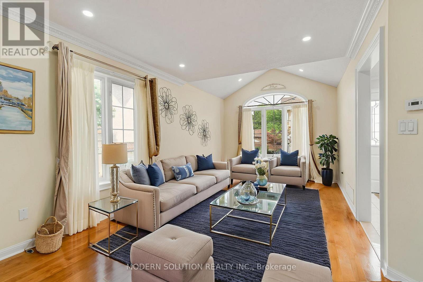 6431 Tenth Line W, Mississauga, Ontario  L5N 7J5 - Photo 7 - W12834216