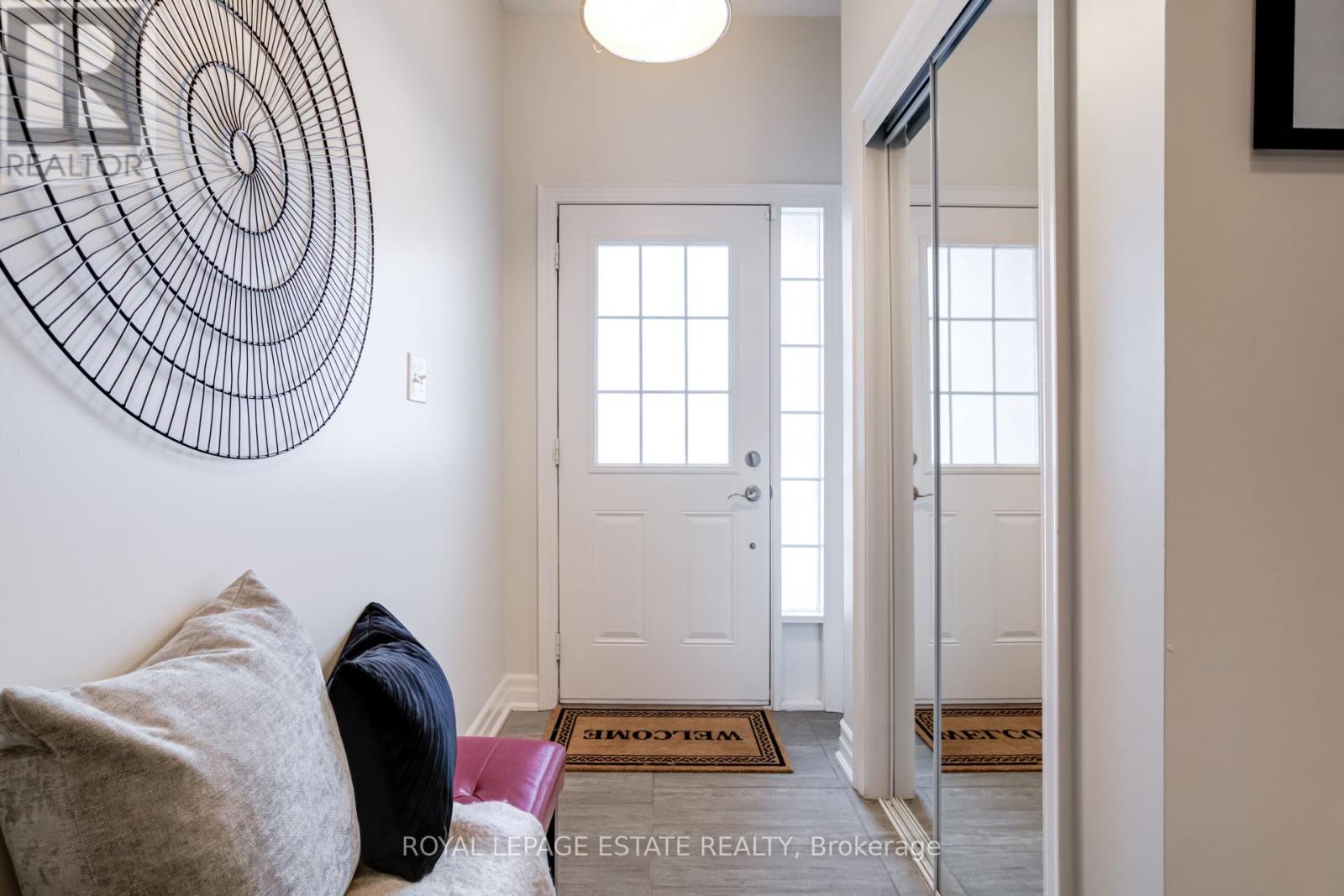 3 - 1129 Haig Boulevard, Mississauga, Ontario  L5E 2M6 - Photo 4 - W12834220