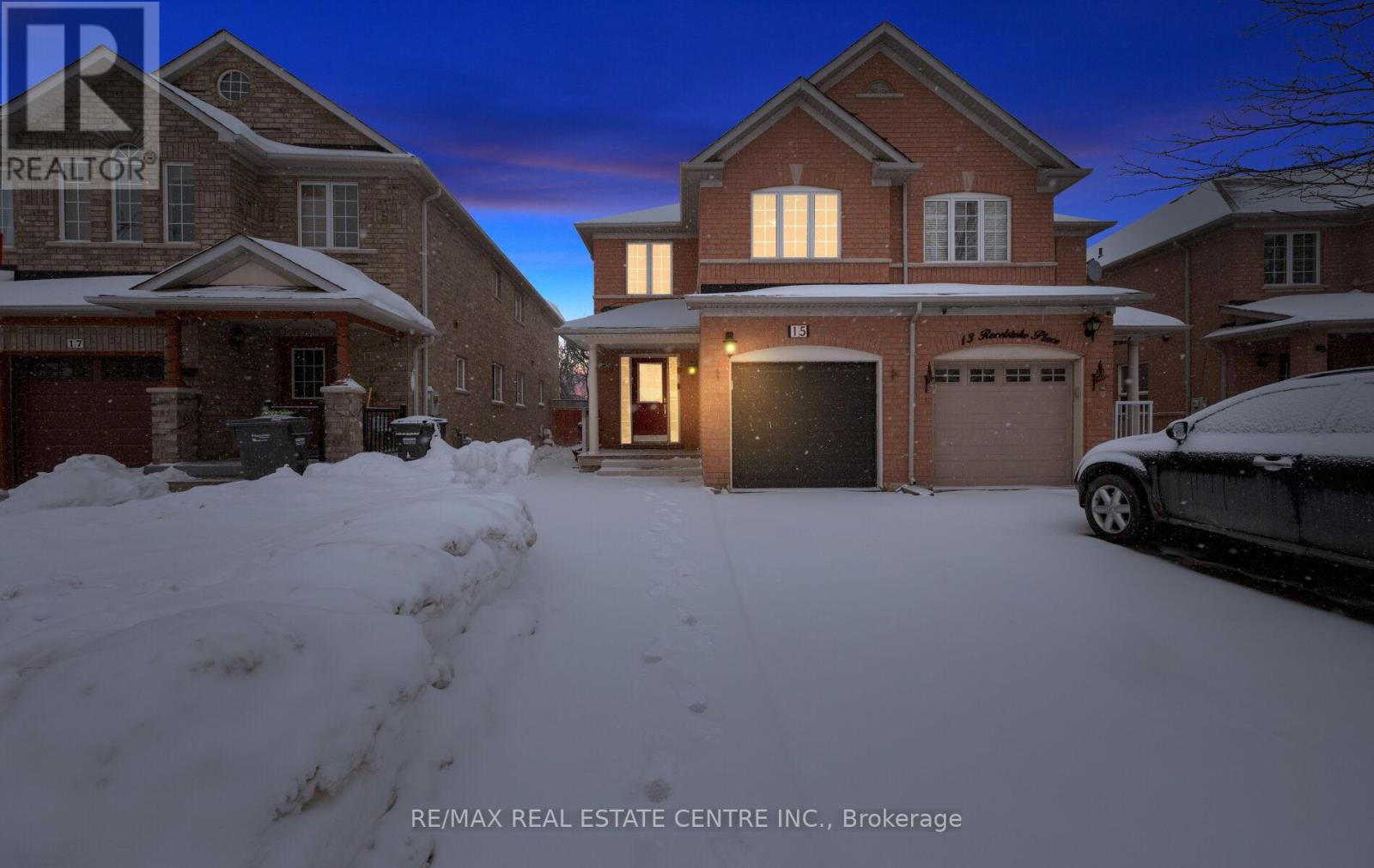 15 REVELSTOKE PLACE, Brampton, Ontario