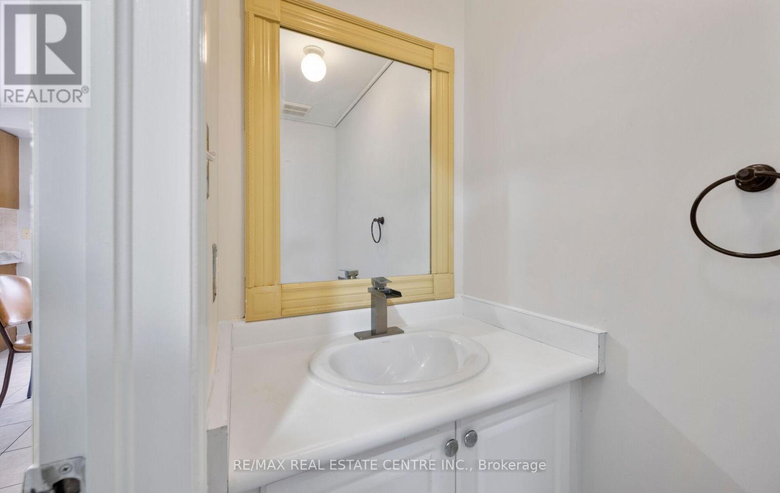 15 Revelstoke Place, Brampton, Ontario  L6R 3G3 - Photo 19 - W12834246