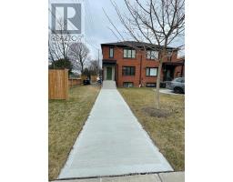 UPPER - 2 HAROLD STREET, Toronto, Ontario