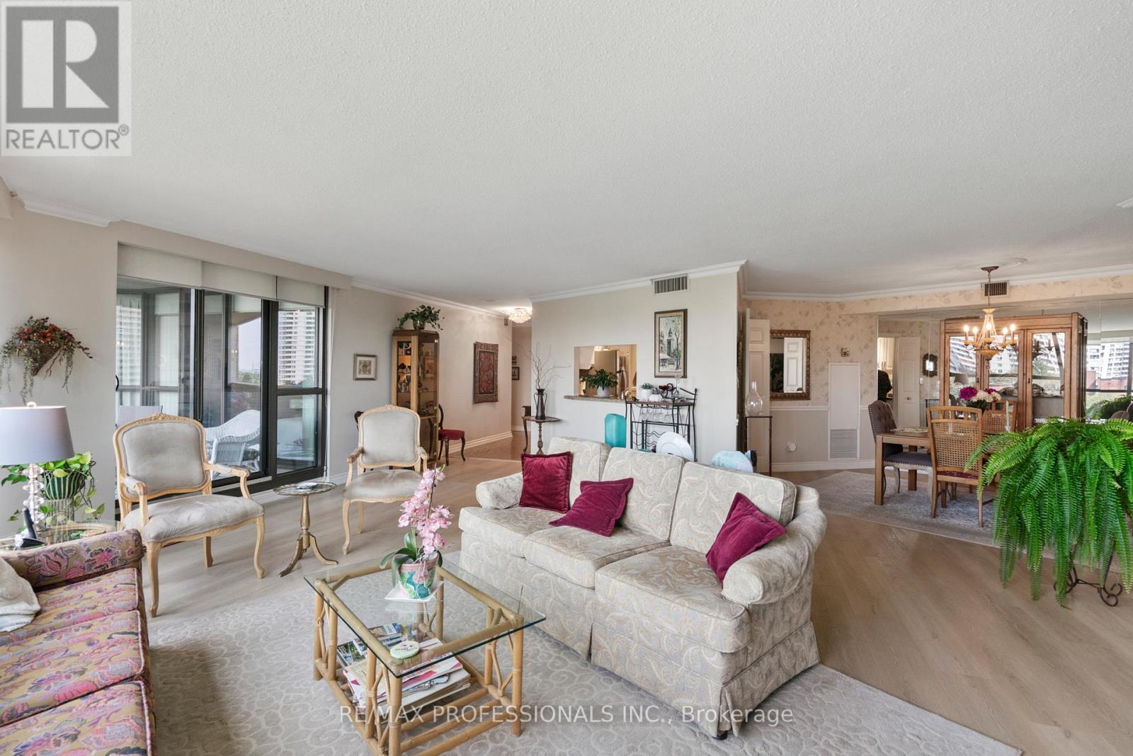 808 - 2000 Islington Avenue, Toronto, Ontario M9P 3S7 - Photo 12 - W12834278