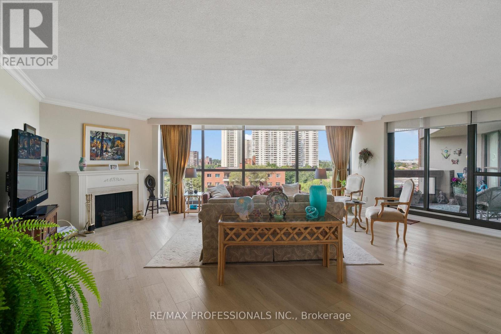 808 - 2000 Islington Avenue, Toronto, Ontario M9P 3S7 - Photo 13 - W12834278