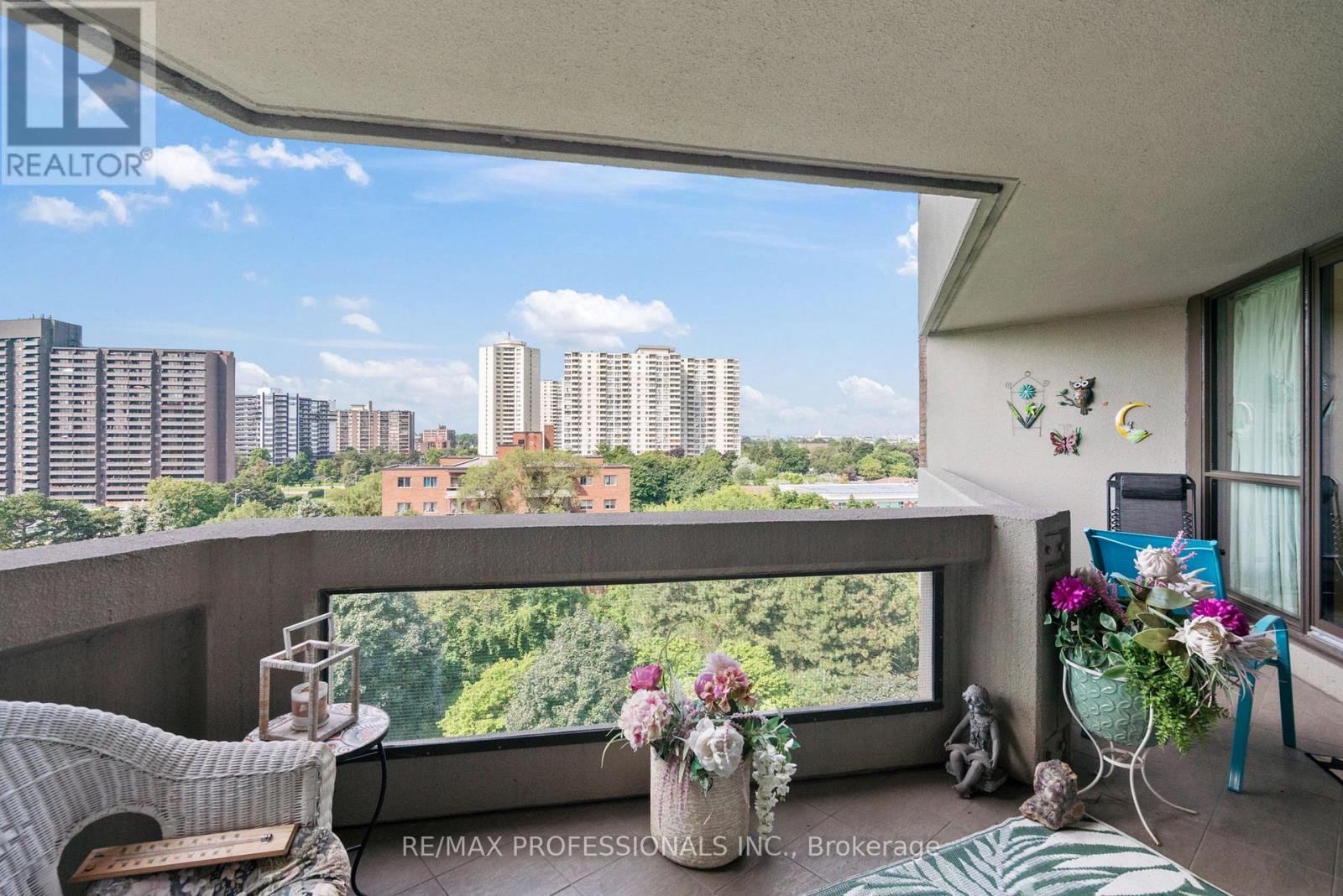 808 - 2000 Islington Avenue, Toronto, Ontario M9P 3S7 - Photo 23 - W12834278