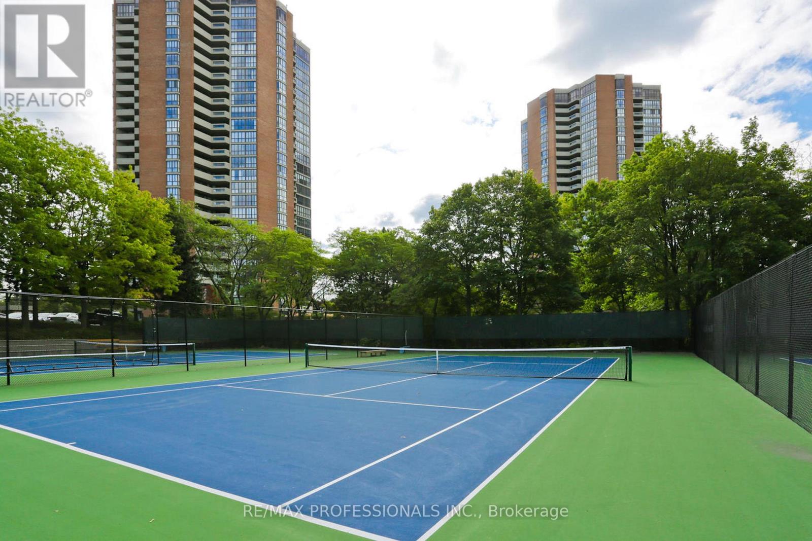 808 - 2000 Islington Avenue, Toronto, Ontario M9P 3S7 - Photo 4 - W12834278