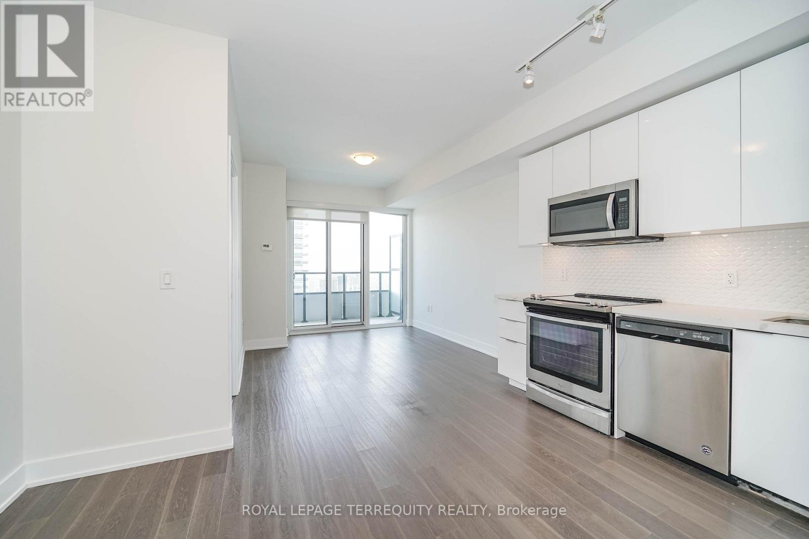 5104 - 30 Shore Breeze Drive, Toronto, Ontario  M8V 0J1 - Photo 7 - W12834312