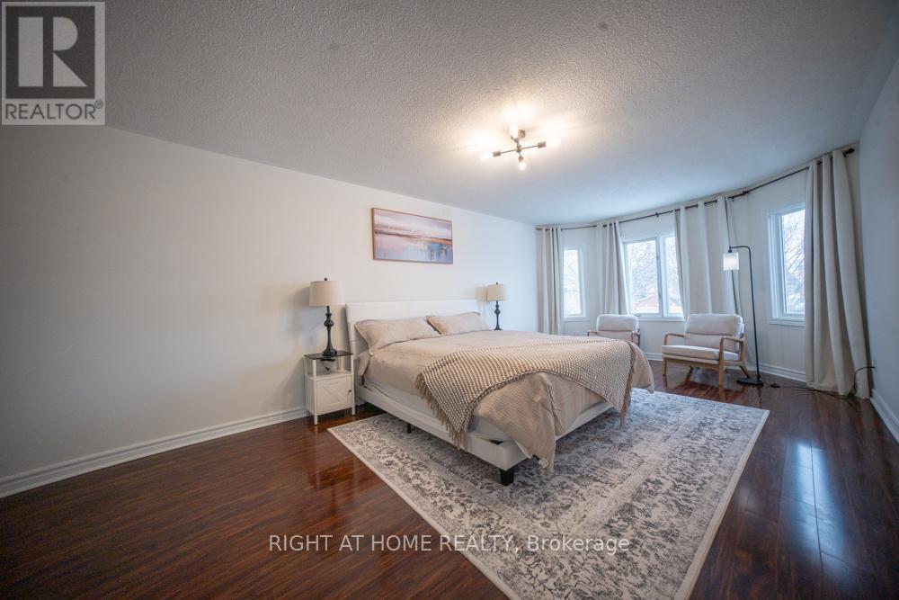 2088 Perran Drive, Mississauga, Ontario  L5K 2R4 - Photo 15 - W12834332