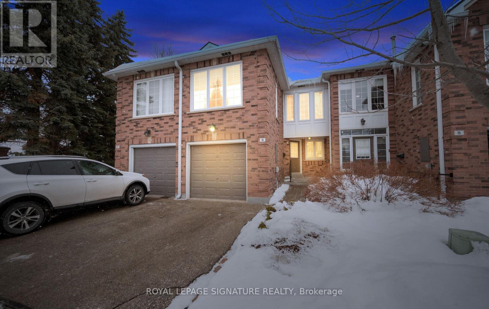 3 Lancewood Crescent, Brampton, Ontario  L6S 5Y6 - Photo 2 - W12834394