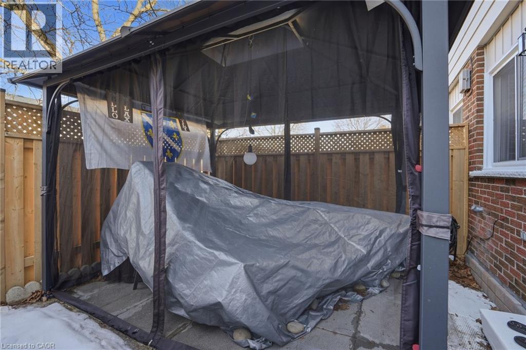 92 St. Andrews Drive, Hamilton, Ontario  L8K 6H4 - Photo 24 - 40808396