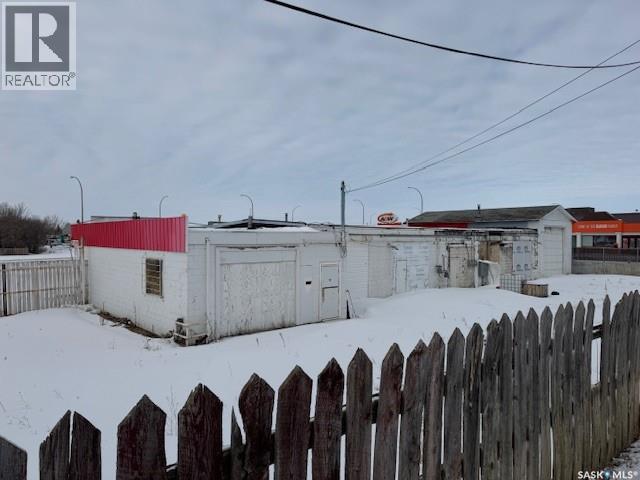 2112 100th Street, North Battleford, Saskatchewan  S9A 3X5 - Photo 6 - SK020669