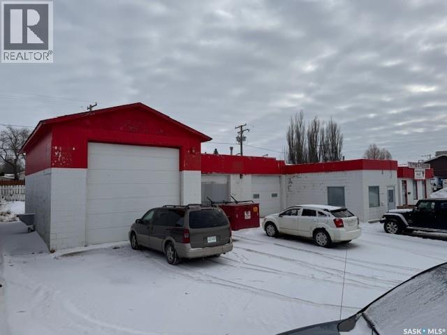 2112 100th Street, North Battleford, Saskatchewan  S9A 3X5 - Photo 3 - SK020669