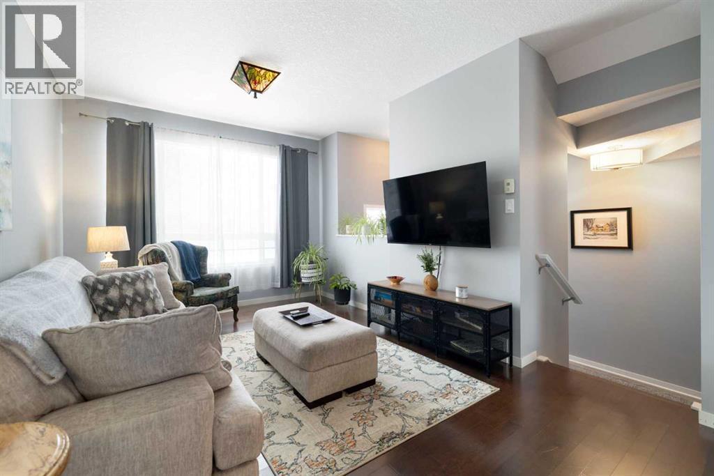 1815 Copperfield Boulevard Se, Calgary, Alberta  T2Z 0Y8 - Photo 7 - A2286675