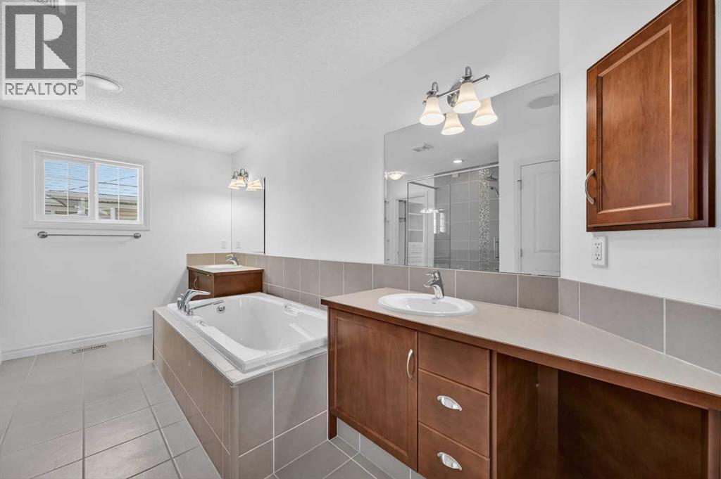 182 Cranarch Place Se, Calgary, Alberta  T3M 0W7 - Photo 19 - A2287210