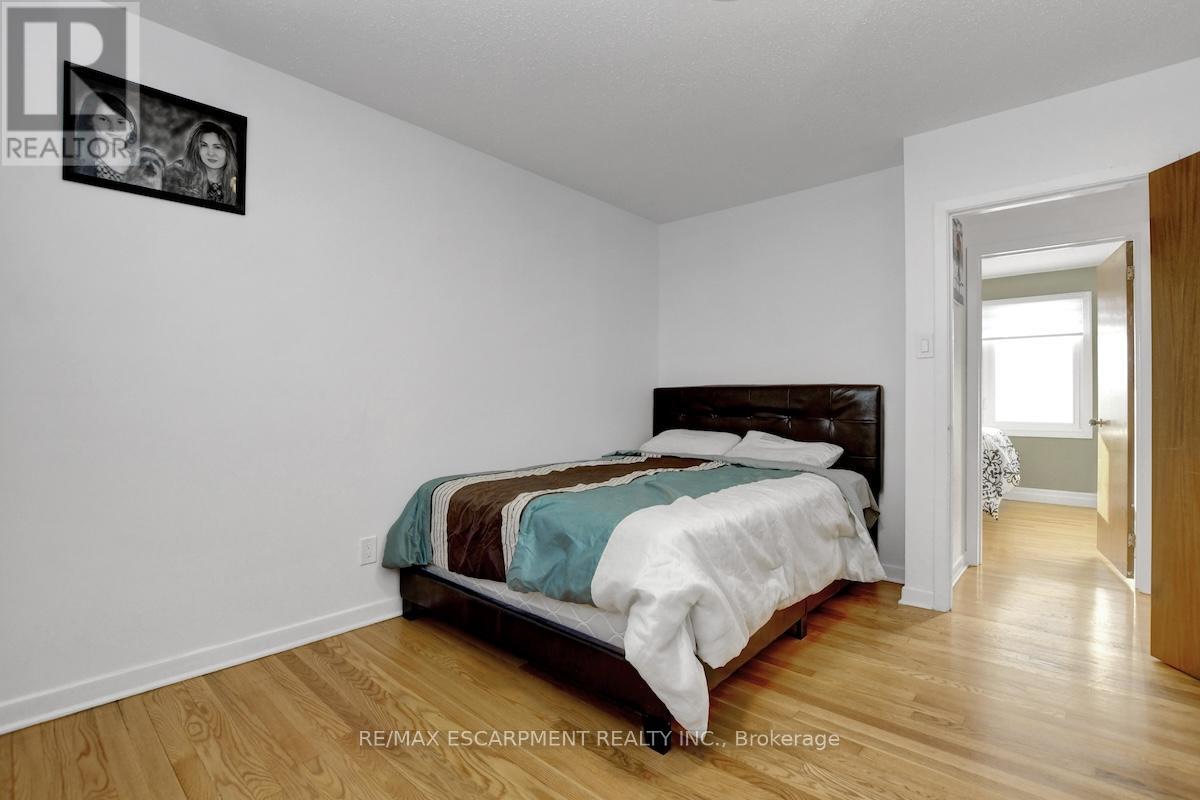 31 Bellfield Street, Ottawa, Ontario  K2B 6K7 - Photo 18 - X12834112