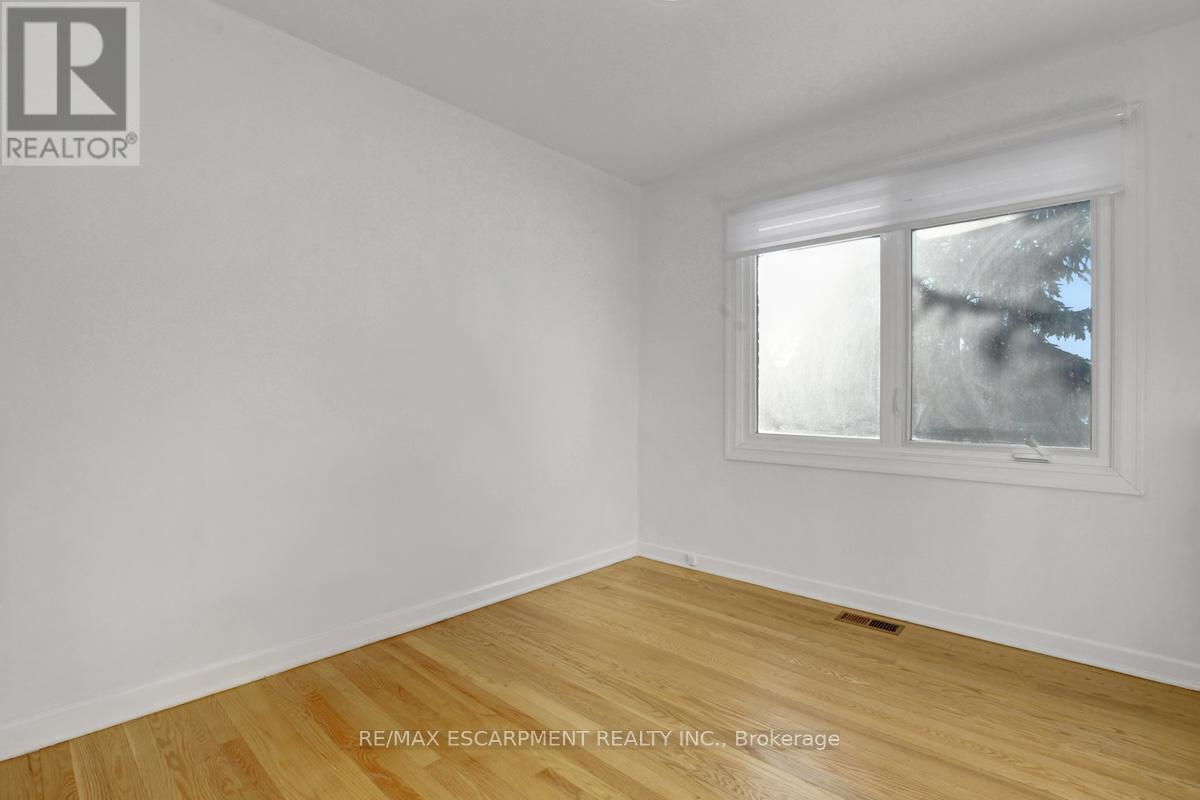 31 Bellfield Street, Ottawa, Ontario  K2B 6K7 - Photo 21 - X12834112