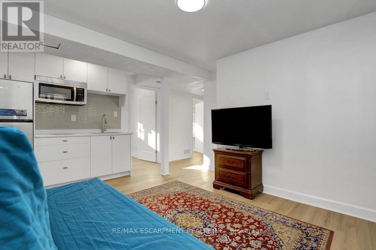 31 Bellfield Street, Ottawa, Ontario  K2B 6K7 - Photo 25 - X12834112