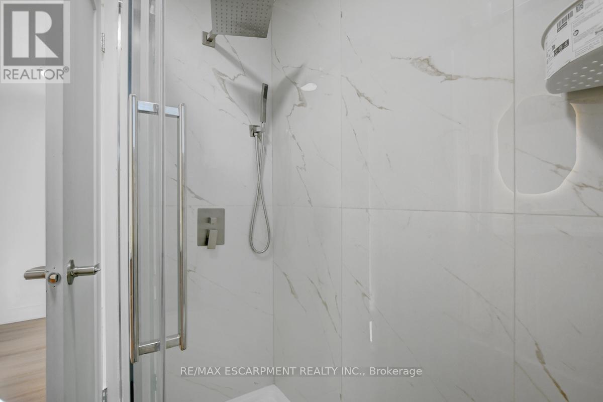 31 Bellfield Street, Ottawa, Ontario  K2B 6K7 - Photo 32 - X12834112