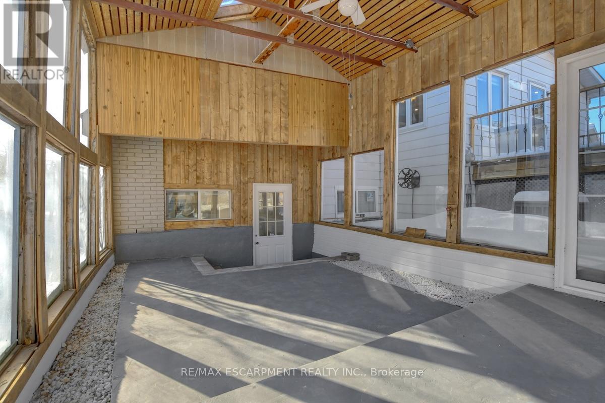 31 Bellfield Street, Ottawa, Ontario  K2B 6K7 - Photo 39 - X12834112