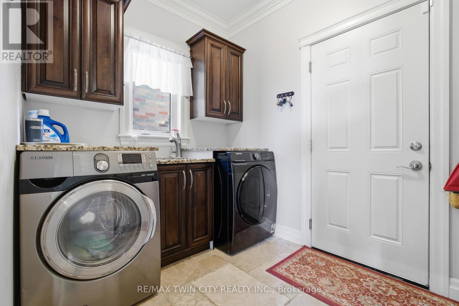 59 Newcastle Drive, Kitchener, Ontario  N2R 1X2 - Photo 18 - X12834202