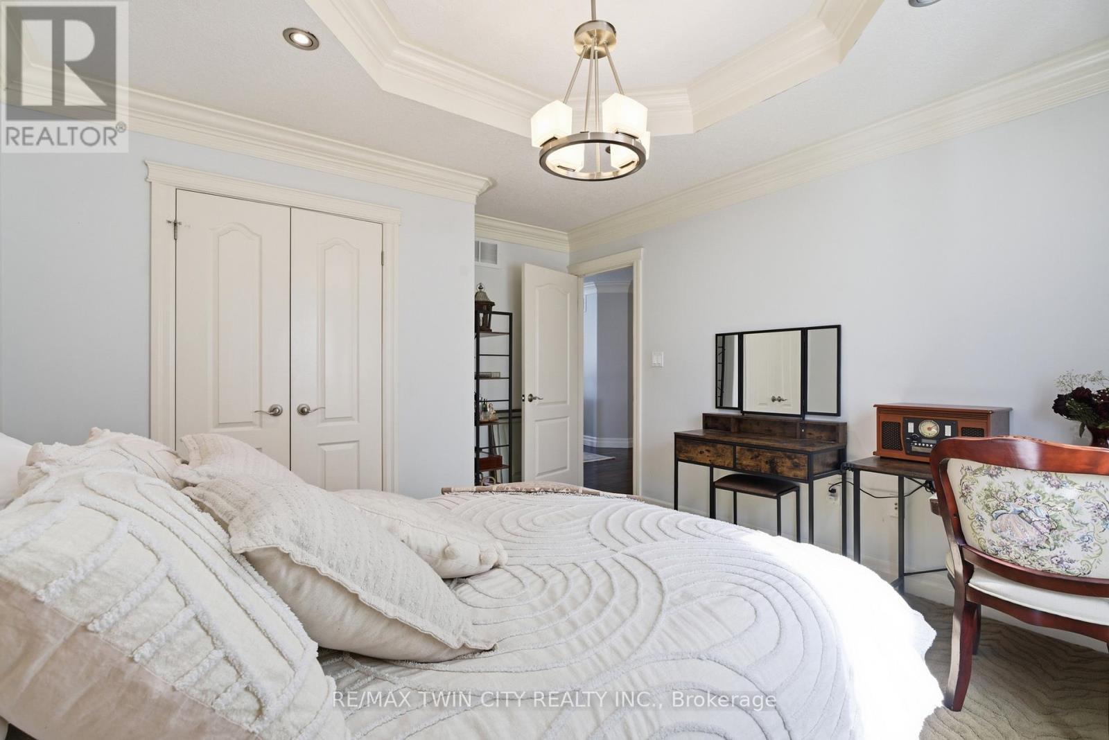 59 Newcastle Drive, Kitchener, Ontario  N2R 1X2 - Photo 28 - X12834202