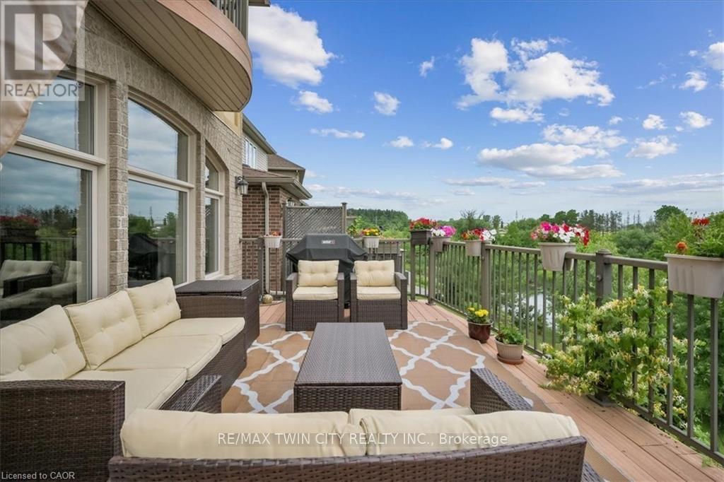 59 Newcastle Drive, Kitchener, Ontario  N2R 1X2 - Photo 39 - X12834202