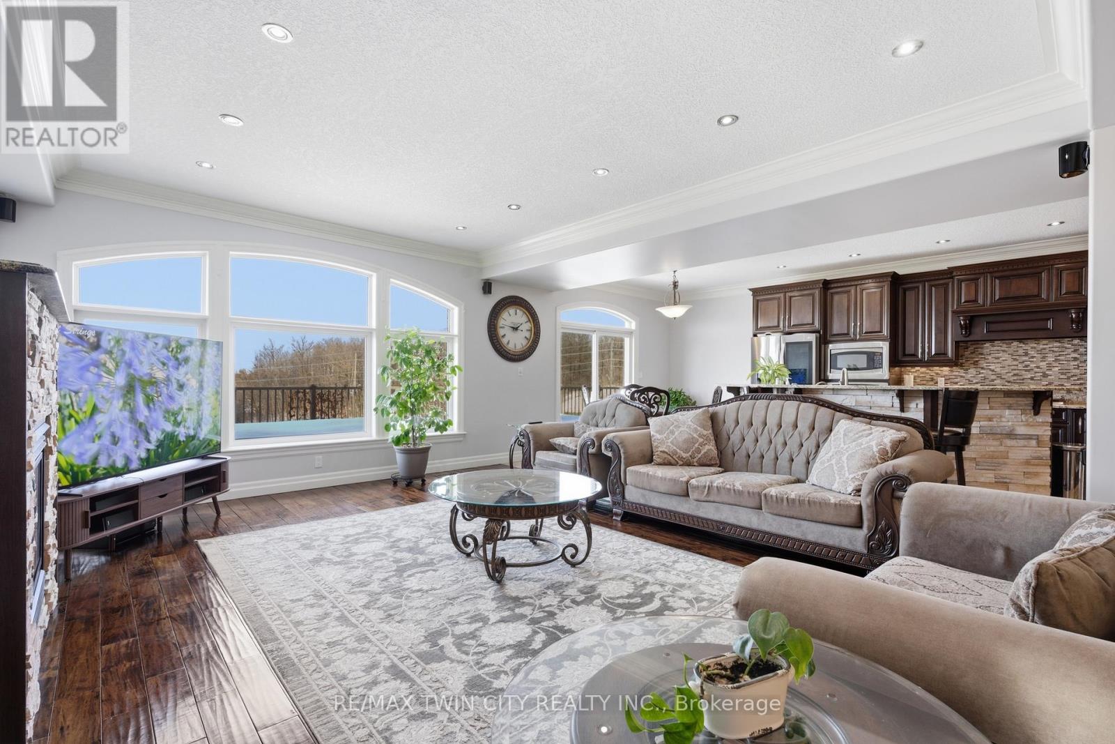 59 Newcastle Drive, Kitchener, Ontario  N2R 1X2 - Photo 7 - X12834202