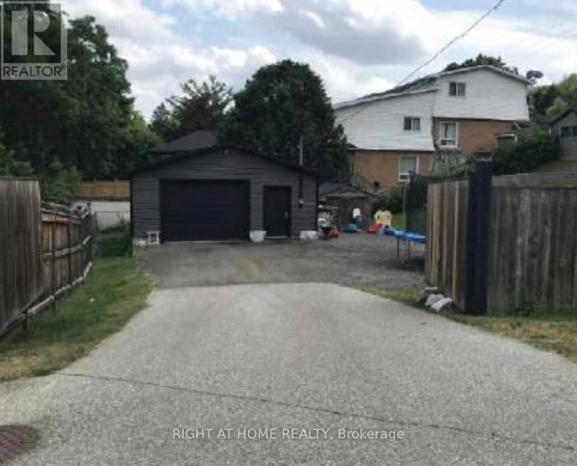 38 Washington Street, Brant, Ontario  N3L 2A7 - Photo 5 - X12834274