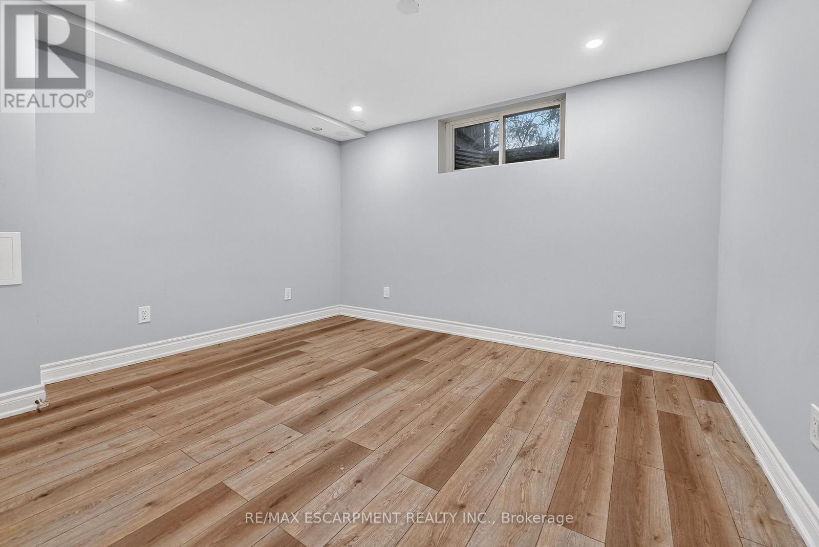 Lower - 214 Main Street E, Grimsby, Ontario  L3M 1P6 - Photo 11 - X12834300