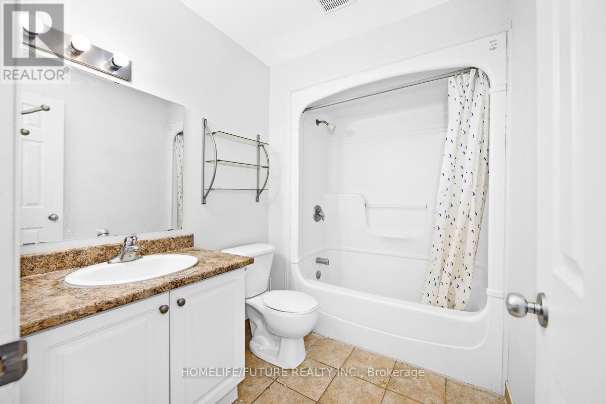 4 Units W/20 Rms - 327 Spruce Street, Waterloo, Ontario  N2L 3M6 - Photo 19 - X12834348