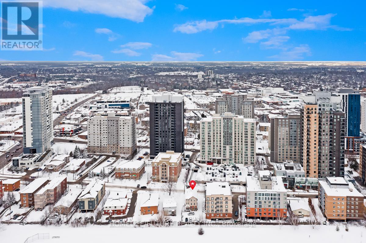 4 Units W/20 Rms - 327 Spruce Street, Waterloo, Ontario  N2L 3M6 - Photo 23 - X12834348