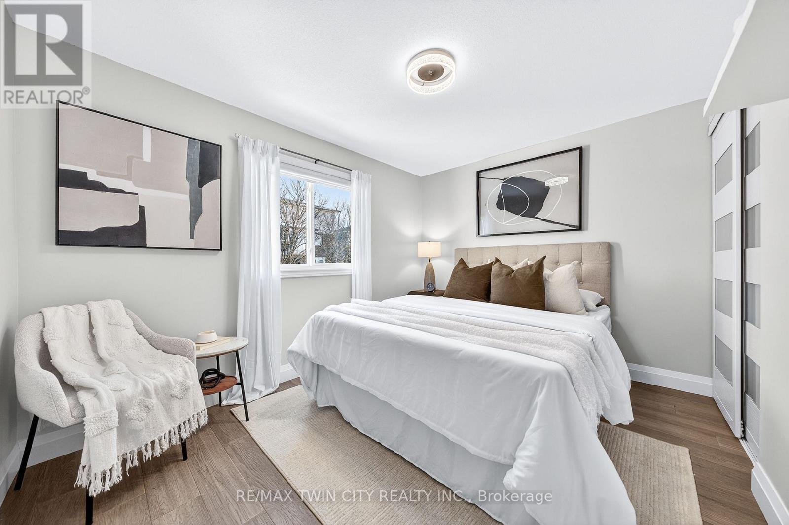 166 Westvale Drive, Waterloo, Ontario  N2T 1C2 - Photo 35 - X12834354