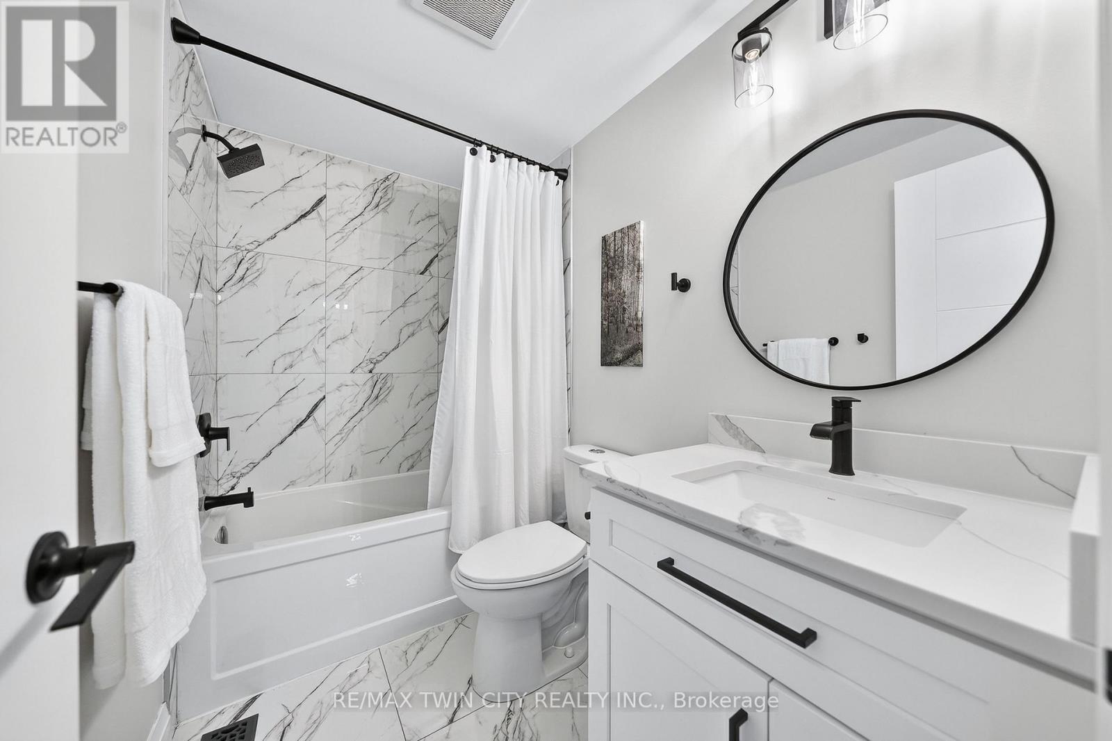 166 Westvale Drive, Waterloo, Ontario  N2T 1C2 - Photo 36 - X12834354