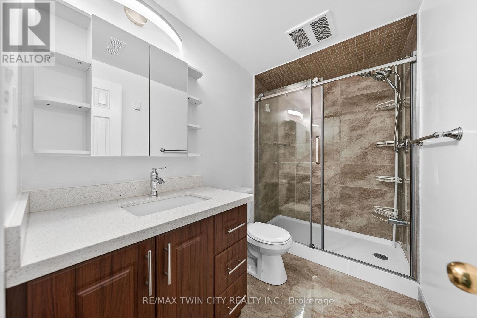 166 Westvale Drive, Waterloo, Ontario  N2T 1C2 - Photo 47 - X12834354