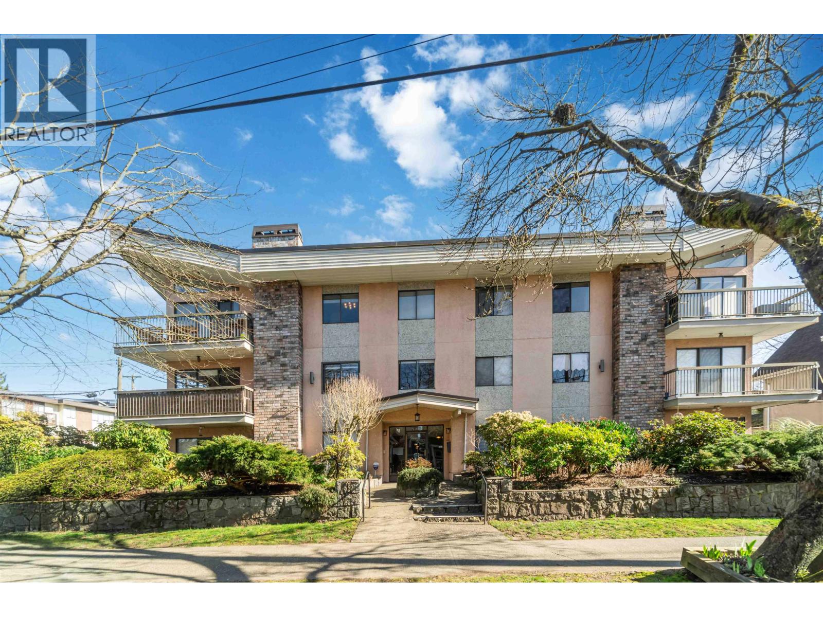 104 2910 Ontario Street, Vancouver, British Columbia  V5T 2Y6 - Photo 2 - R3094531