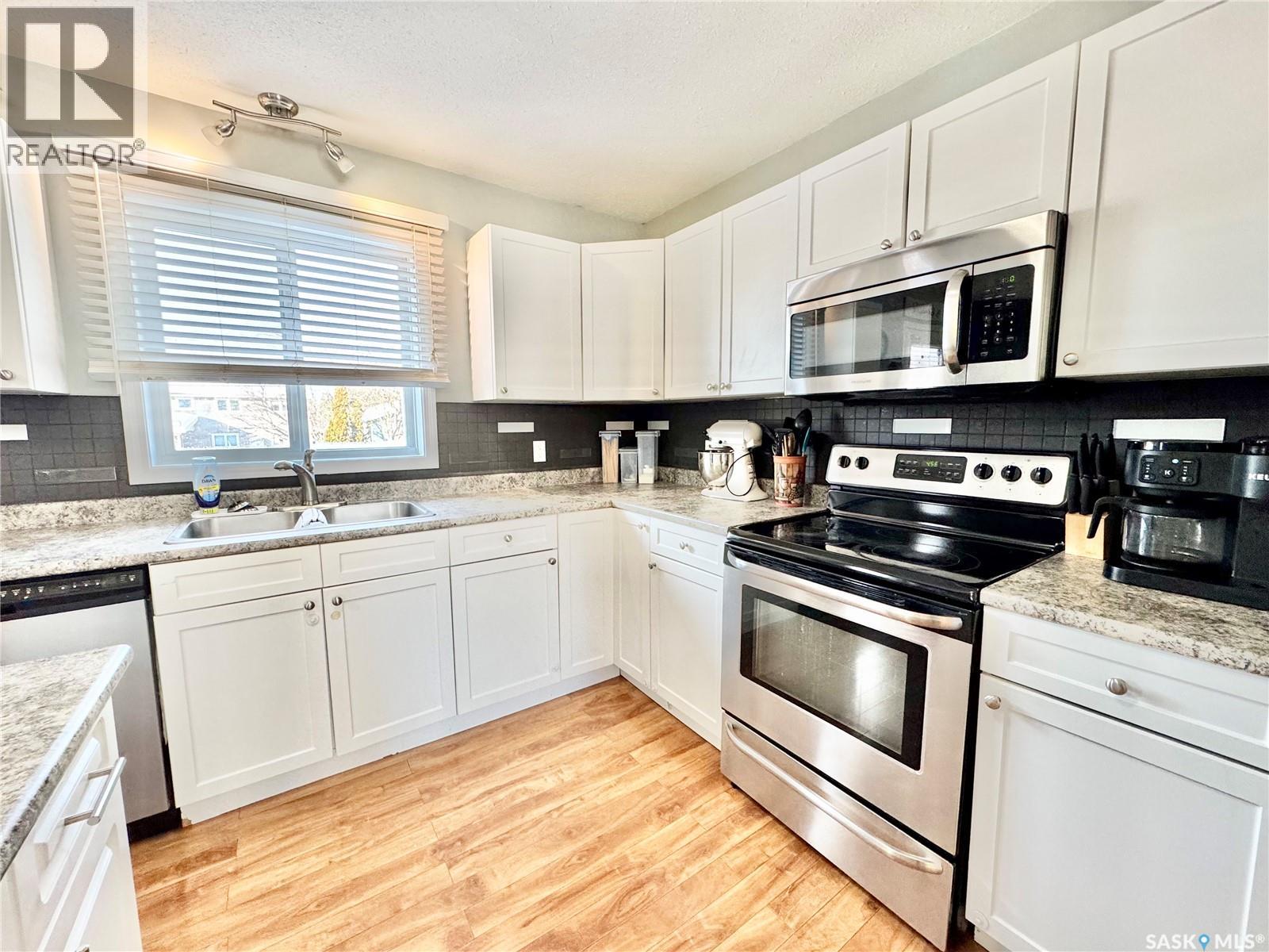 1400 1st Street E, Prince Albert, Saskatchewan  S6V 0E5 - Photo 4 - SK029470