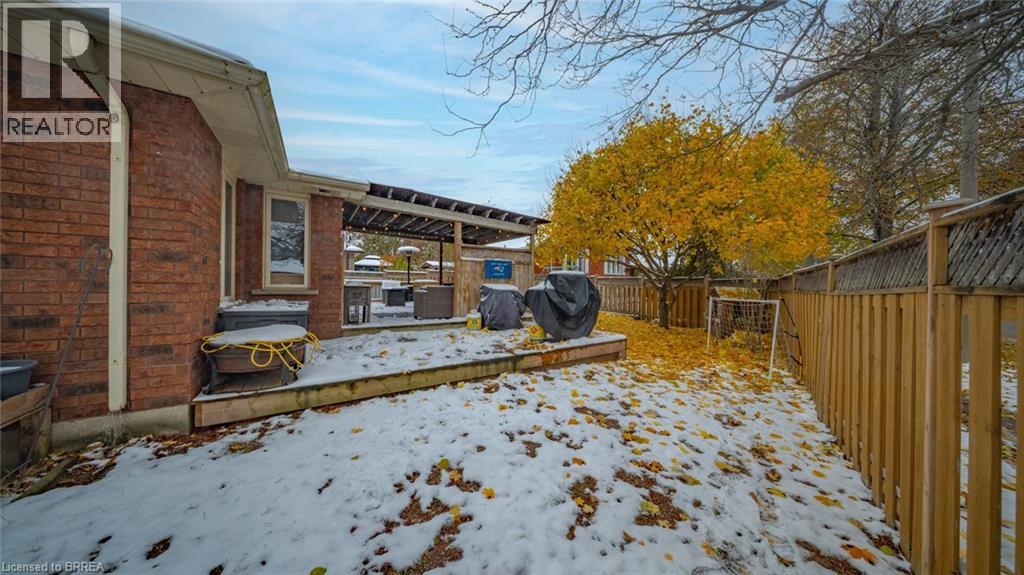 75 Maplecrest Lane, Brantford, Ontario  N3R 7T8 - Photo 38 - 40807127