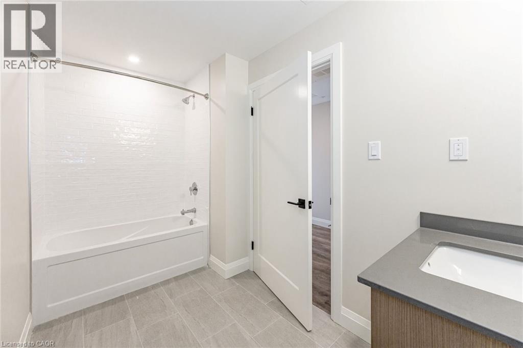 72 Erb Street E Unit# 302, Waterloo, Ontario  N2J 1L8 - Photo 14 - 40808683