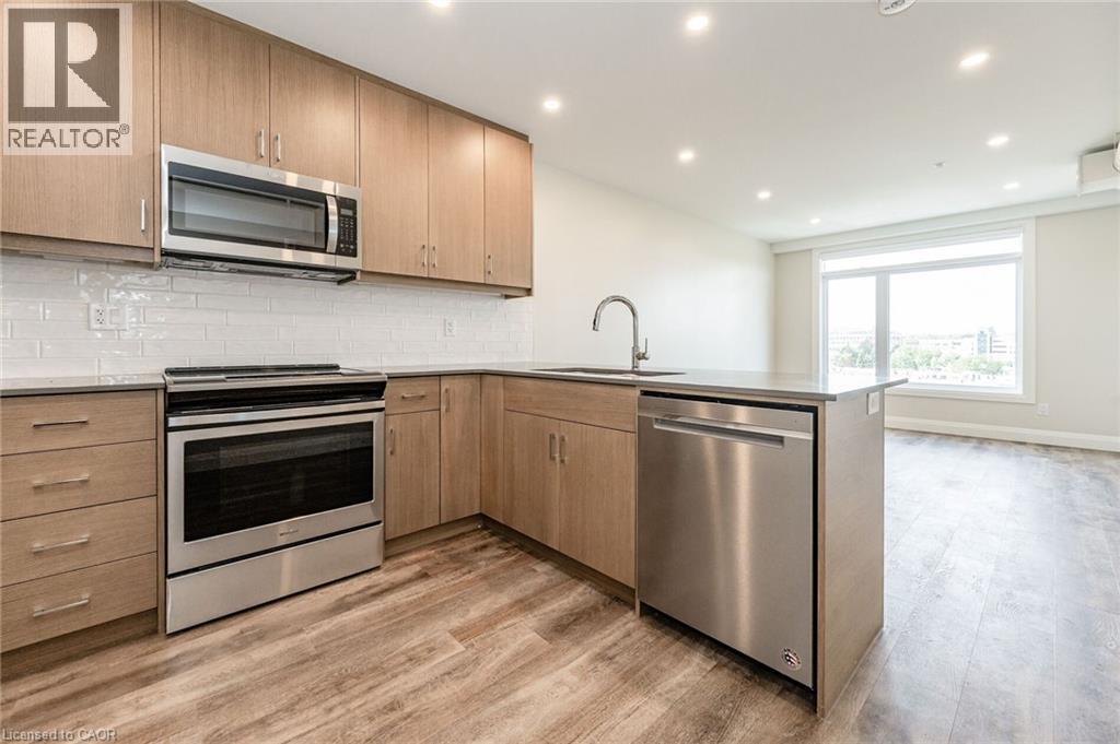 72 Erb Street E Unit# 302, Waterloo, Ontario  N2J 1L8 - Photo 3 - 40808683