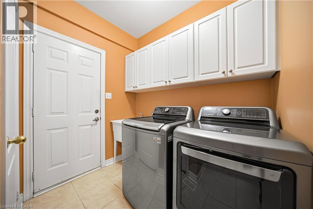 2070 Willhaven Trail, Oakville, Ontario  L6M 5G3 - Photo 11 - 40808666