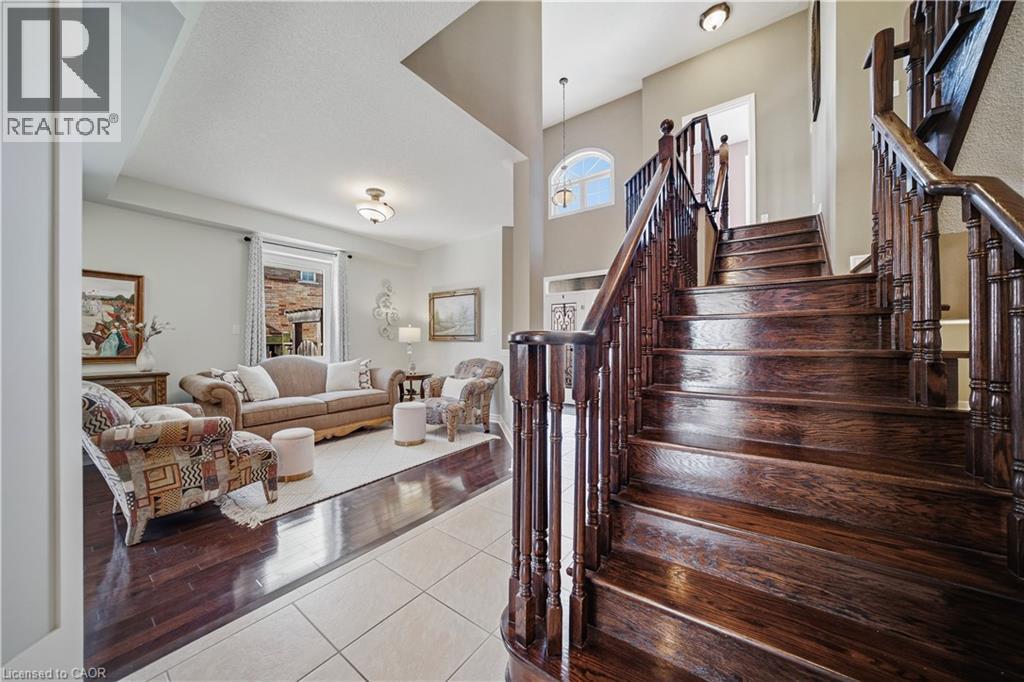 2070 Willhaven Trail, Oakville, Ontario  L6M 5G3 - Photo 4 - 40808666