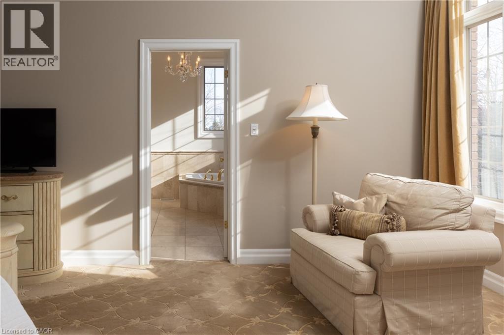 1285 Beaufort Drive, Burlington, Ontario  L7P 4V9 - Photo 21 - 40808617