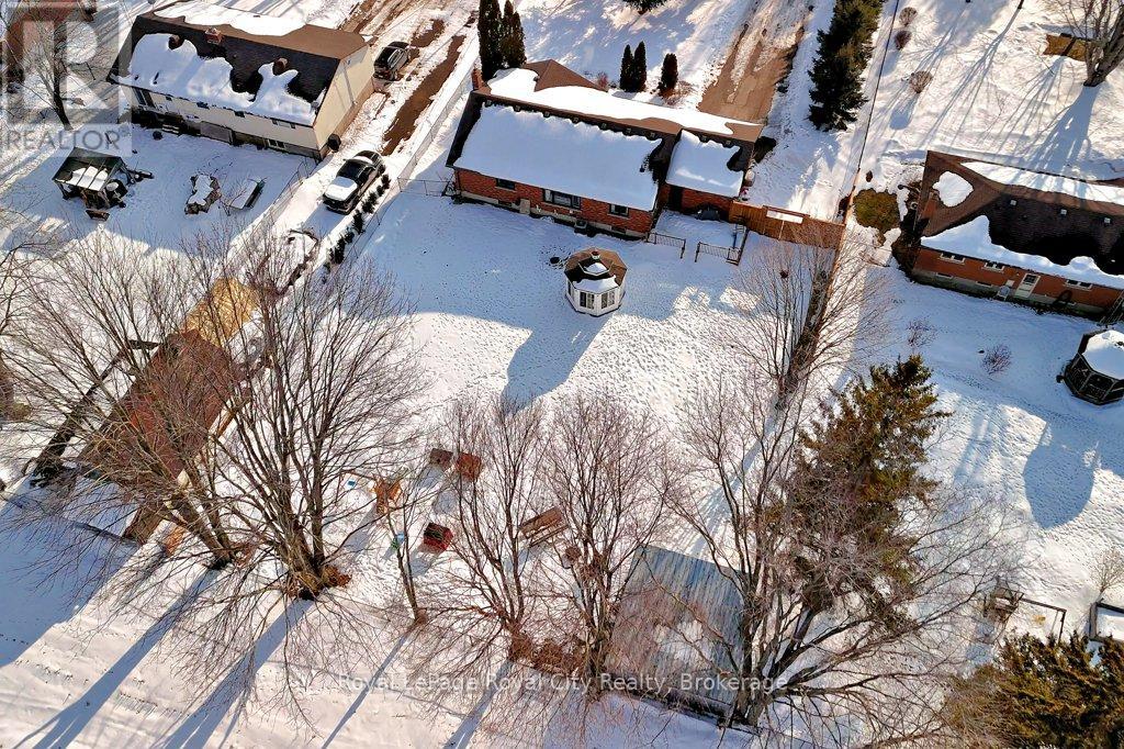 5749 Second Line E, Guelph/eramosa, Ontario  N0B 1B0 - Photo 38 - X12834508