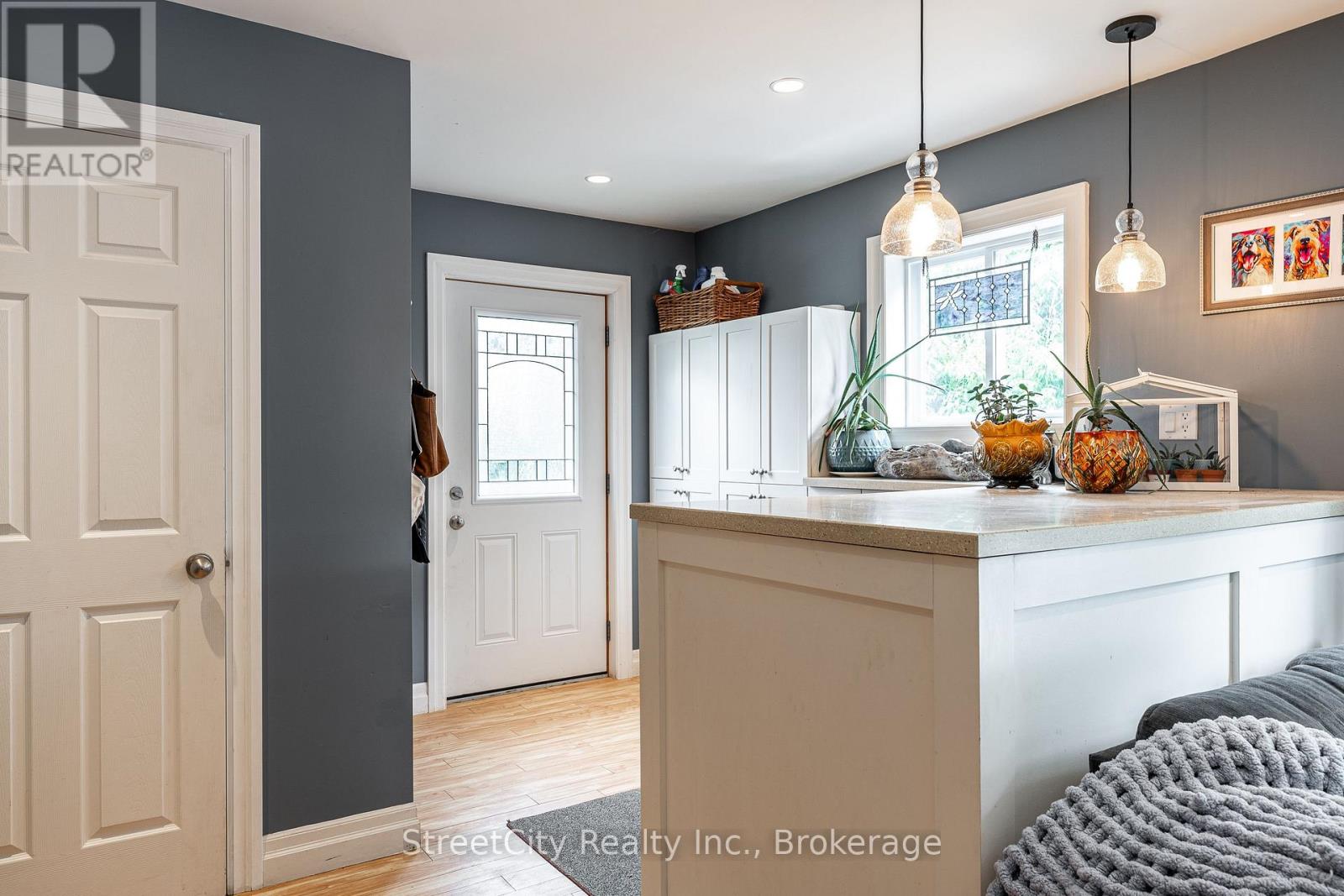 27 Riehl Court, Stratford, Ontario N5A 5K5 - Photo 22 - X12834524