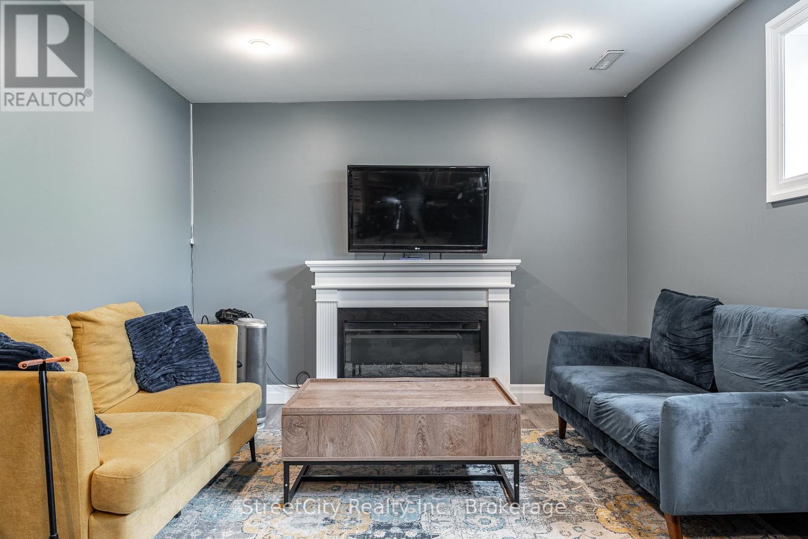 27 Riehl Court, Stratford, Ontario N5A 5K5 - Photo 29 - X12834524