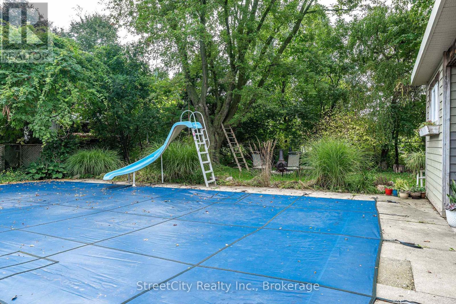 27 Riehl Court, Stratford, Ontario N5A 5K5 - Photo 35 - X12834524